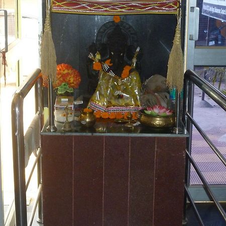 Hotel Nirmal Inn Bhubaneswar Extérieur photo