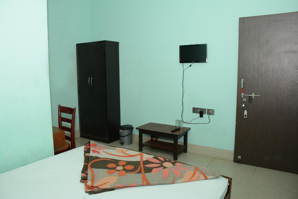 Hotel Nirmal Inn Bhubaneswar Chambre photo